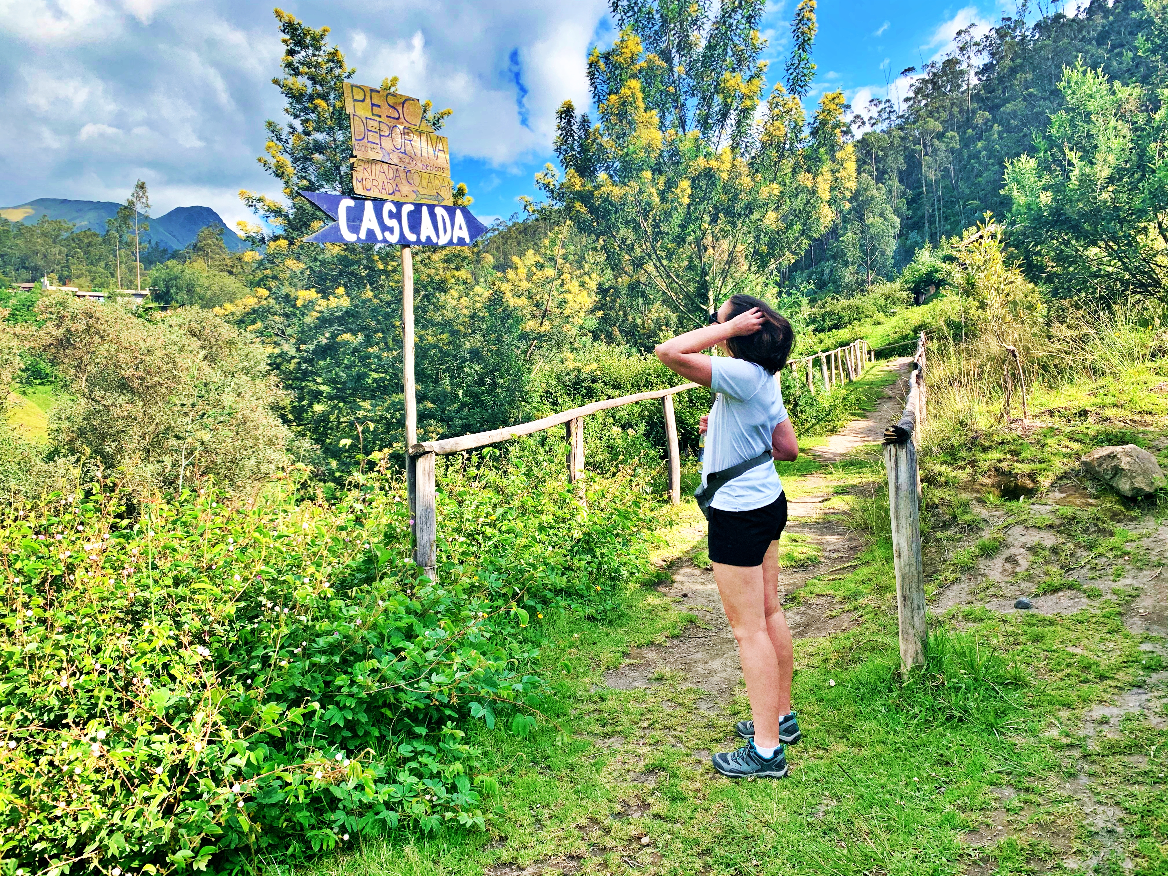 peguche-waterfall-sign